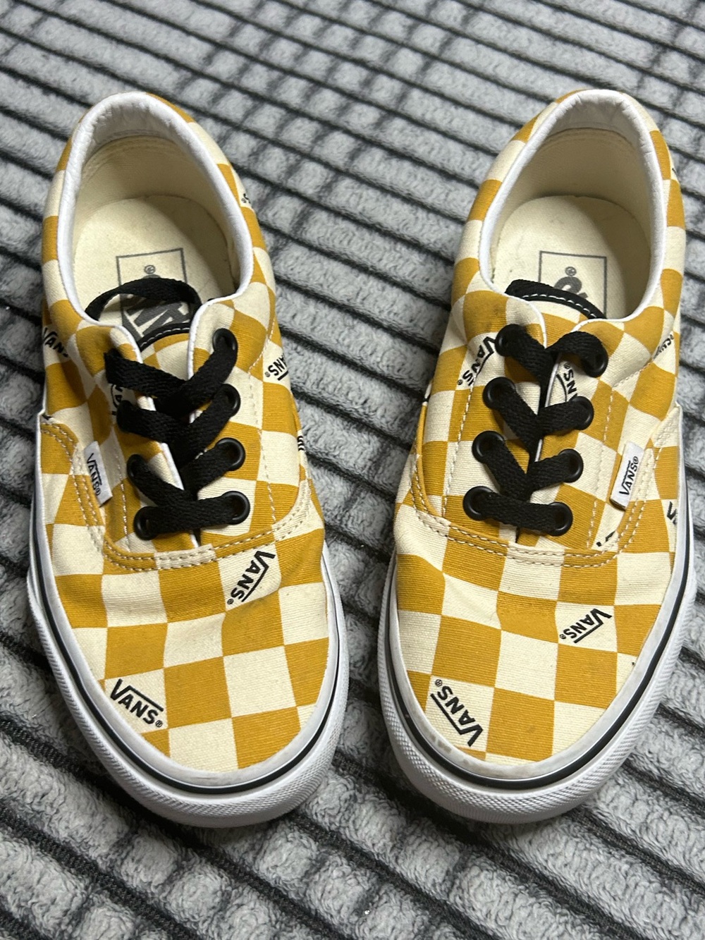 Unisex New Vans Checkerboard Sneakers (M4 W5.5)